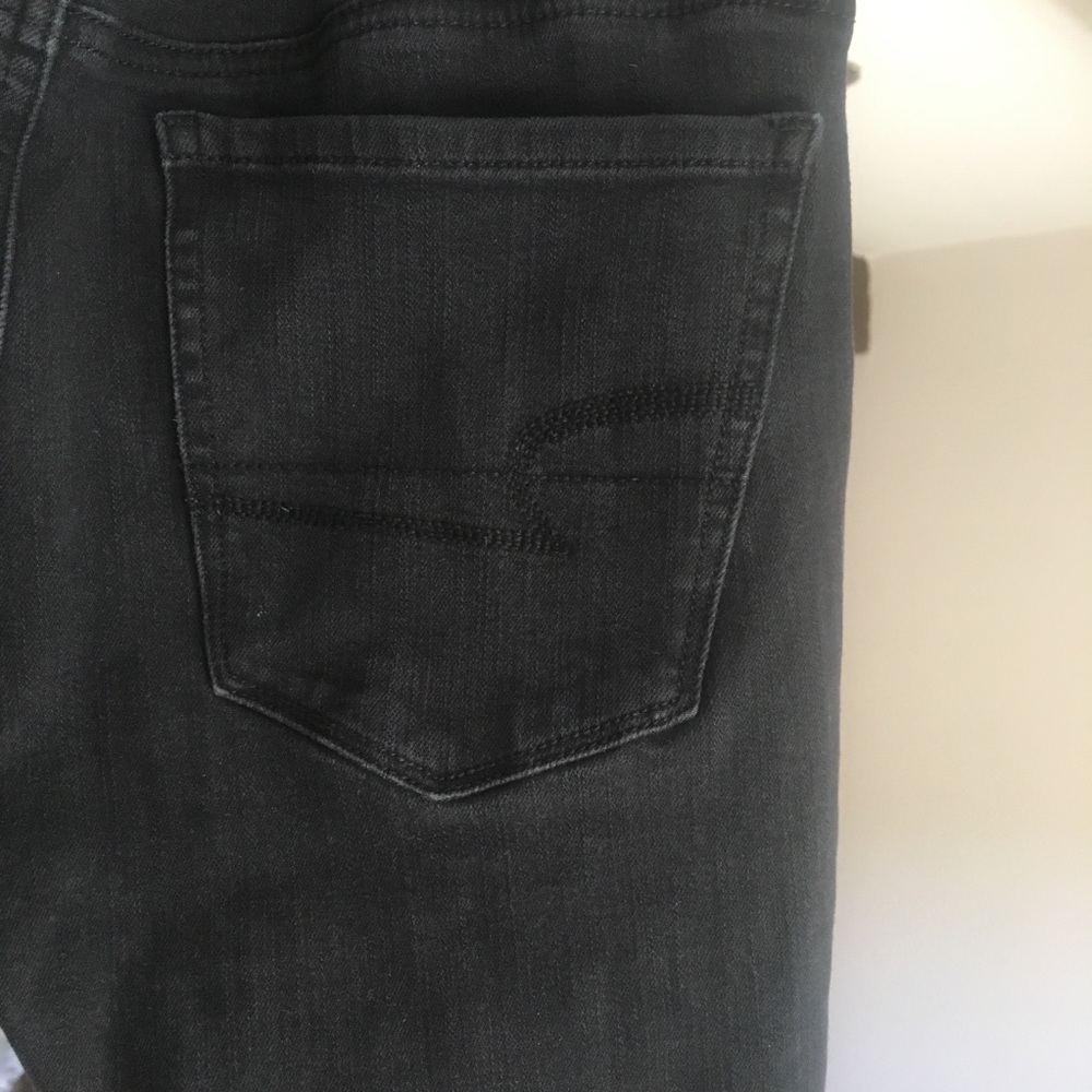 Black American Eagle Skinny Jeans